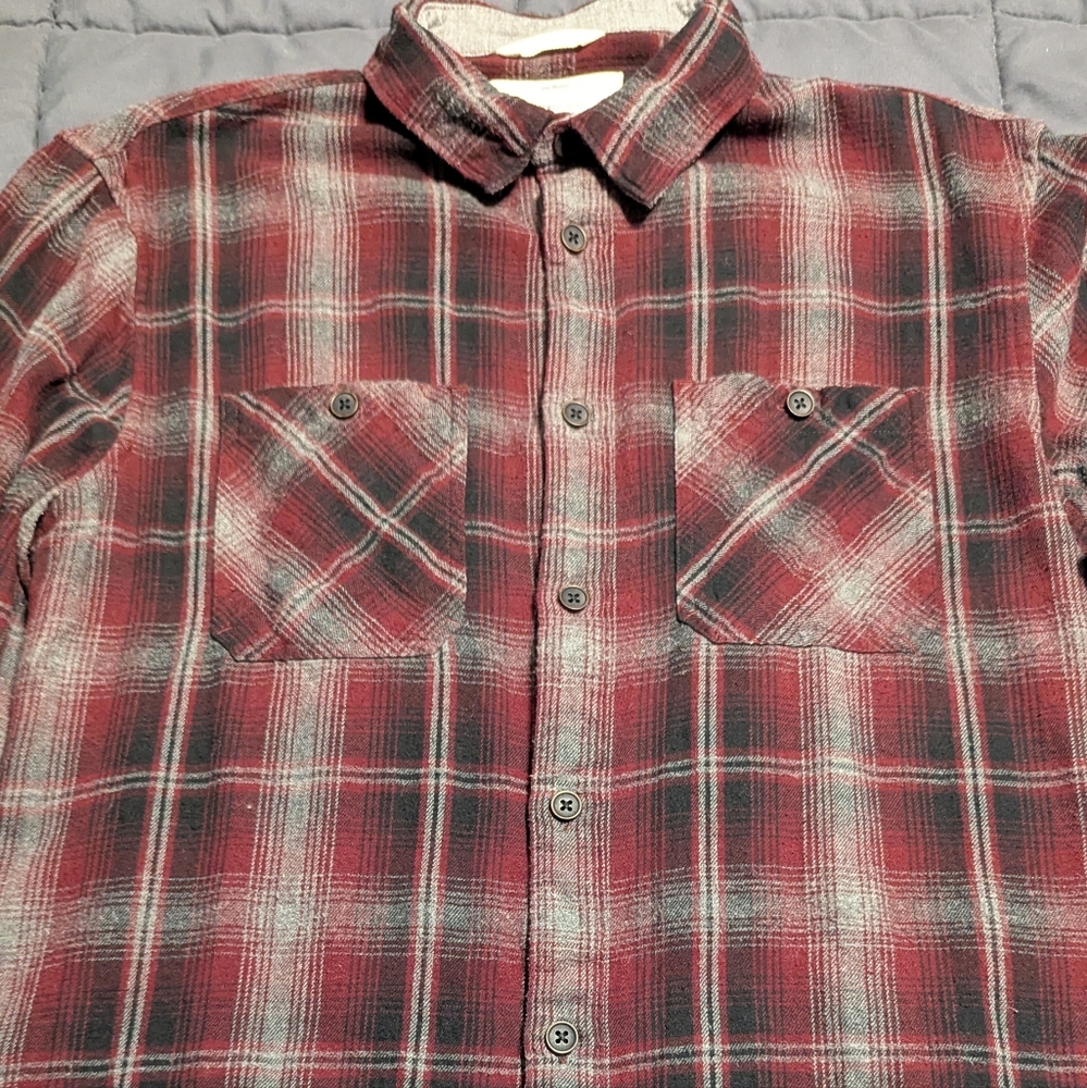 URBAN PIPELINE Awesomely Soft Maroon/Grey Plaid Mens Small button down Shirt